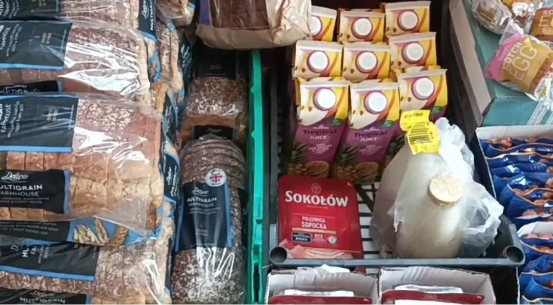 Food+Bank+(2)